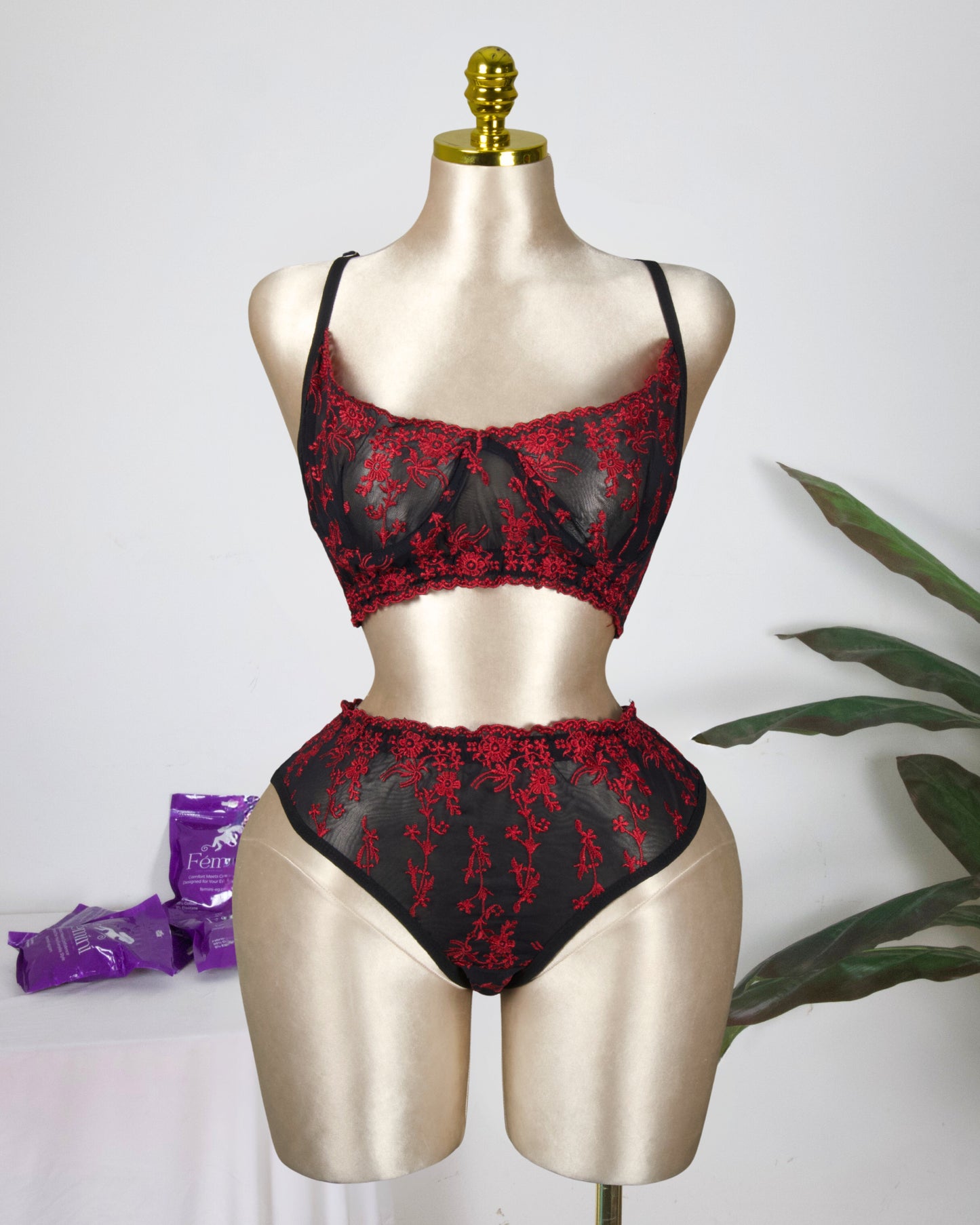 Floral Embroidered Lingerie Set - Red in Black
