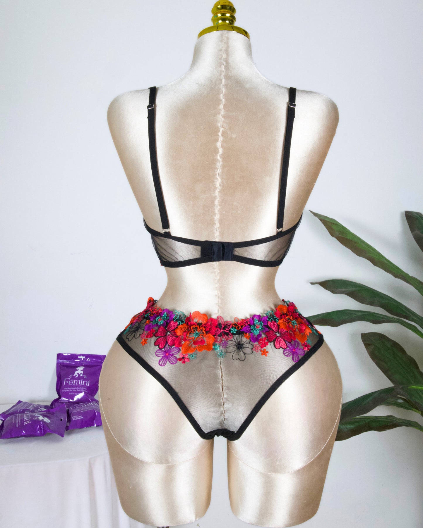 Floral Embroidered Lingerie Set - Colorful Black